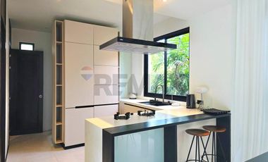 Pool Villa with Private Swimming Pool Near Santiburi Golf Course