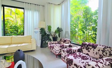 Pool Villa with Private Swimming Pool Near Santiburi Golf Course