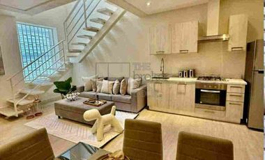 MODERN TOWNHOUSE FOR SALE IN ACACIA ESTATES MAHOGANY PLACE