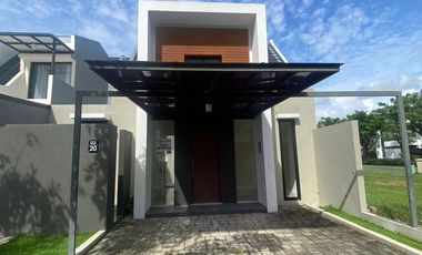 DISEWA RUMAH – Citraland Tallasa City Cluster White Floral