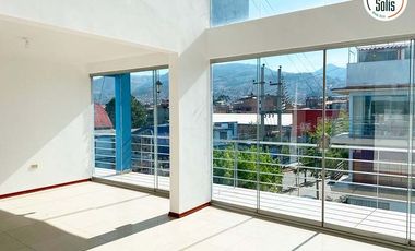 SOLÍS ALQUILA DEPARTAMENTO DUPLEX EN RESIDENCIAL BALCONES DE LA ALAMEDA, CAJAMARCA. (021)