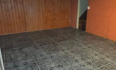 AMPLIA CASA 4D 2B EN LA CRUZ $85.000.000