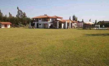 Se Arrienda Hermosa Casa en Parcela