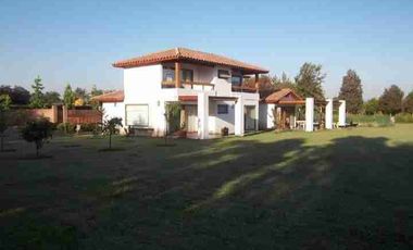 Se Arrienda Hermosa Casa en Parcela