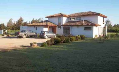 Se Arrienda Hermosa Casa en Parcela