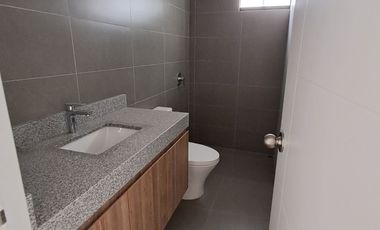 Dúplex de Estreno en Venta de 4 Dormitorios, Cochera, en Santiago de Surco