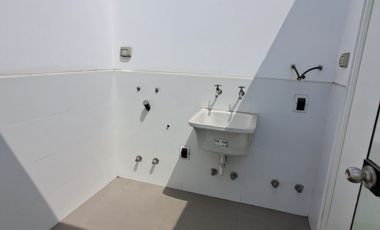 Dúplex de Estreno en Venta de 4 Dormitorios, Cochera, en Santiago de Surco