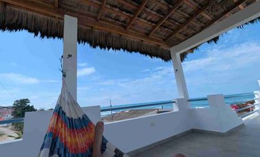 Casa con Vista al Mar en Ballenita | 4 Dormitorios + Terraza Panorámica