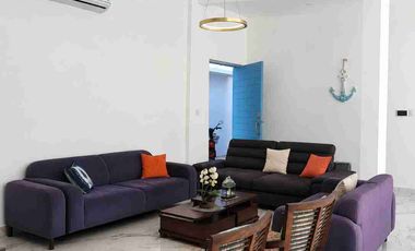Casa con Vista al Mar en Ballenita | 4 Dormitorios + Terraza Panorámica