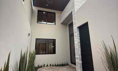 Casa en renta en la campiña del bosque, amplia y acabados hermosos.