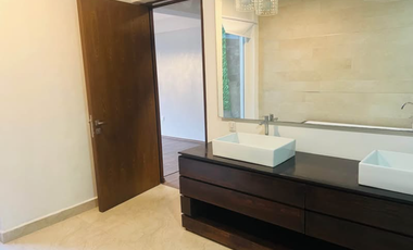 casa en renta en condado de Sayavedra