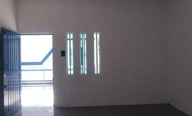 bodega en renta 25m²