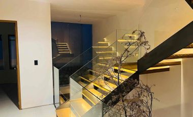 casa en renta en zona esmeralda