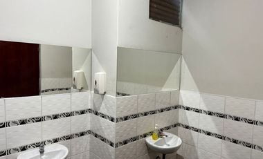 OFICINA EN VENTA – SURCO (FRENTE A ESTACIÓN AYACUCHO – LÍNEA 1)
