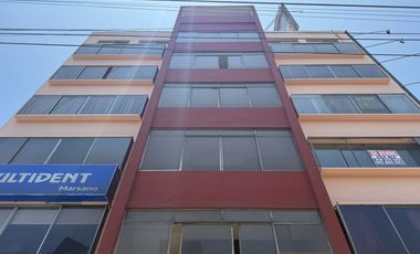 OFICINA EN VENTA – SURCO (FRENTE A ESTACIÓN AYACUCHO – LÍNEA 1)