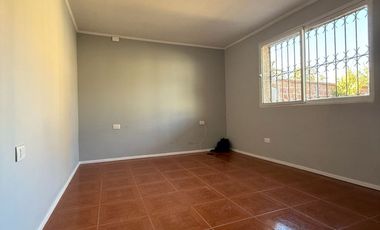 Arriendo Casa 3D/2B Calle Uruguay en Puente Alto