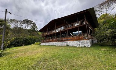 HACIENDA DE VENTA - MINDO - ECUADOR