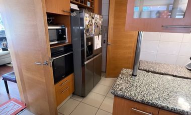 Se Vende Hermoso Depto 4d + 4b, Metro Manquehue. Las Condes