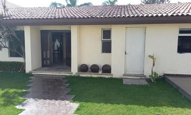 CASA A CAMPO DE GOLF EN PRIVADA, VILLAS DE IRAPUATO