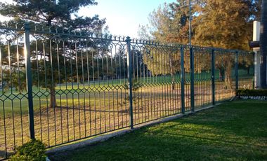 CASA A CAMPO DE GOLF EN PRIVADA, VILLAS DE IRAPUATO