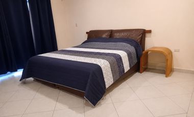 CASA A CAMPO DE GOLF EN PRIVADA, VILLAS DE IRAPUATO