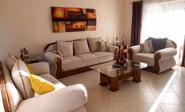 CASA A CAMPO DE GOLF EN PRIVADA, VILLAS DE IRAPUATO