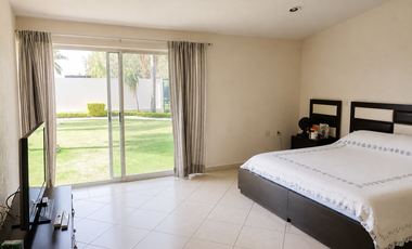 CASA A CAMPO DE GOLF EN PRIVADA, VILLAS DE IRAPUATO