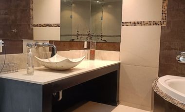 CASA A CAMPO DE GOLF EN PRIVADA, VILLAS DE IRAPUATO