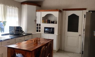 CASA A CAMPO DE GOLF EN PRIVADA, VILLAS DE IRAPUATO