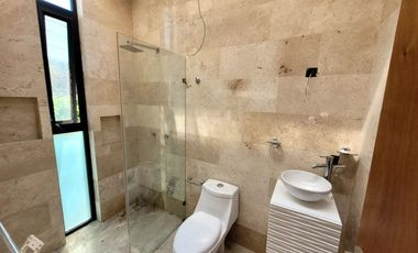 CASA CON ALBERCA EN MORELOS