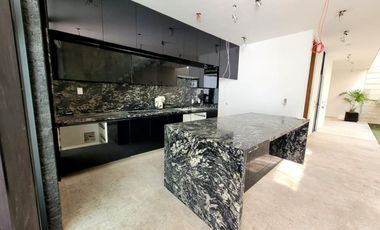 CASA CON ALBERCA EN MORELOS