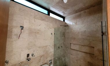 CASA CON ALBERCA EN MORELOS