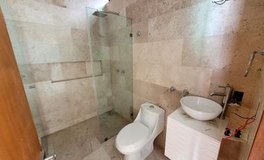 CASA CON ALBERCA EN MORELOS