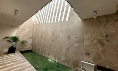 CASA CON ALBERCA EN MORELOS