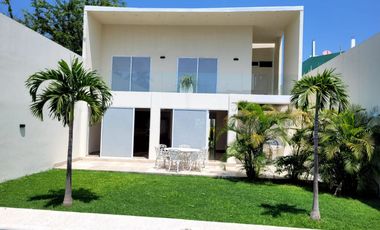 CASA CON ALBERCA EN MORELOS