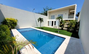 CASA CON ALBERCA EN MORELOS
