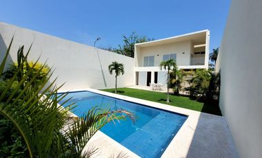 CASA CON ALBERCA EN MORELOS