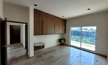 CASA CON ALBERCA EN MORELOS