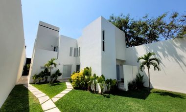 CASA CON ALBERCA EN MORELOS