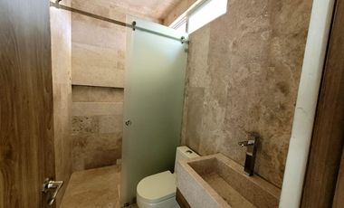 CASA CON ALBERCA EN MORELOS