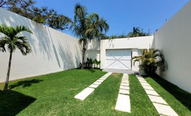 CASA CON ALBERCA EN MORELOS