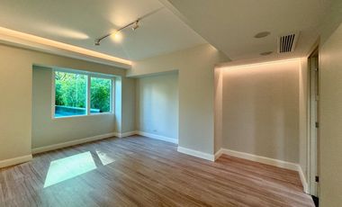 Garden Unit 2 Bedroom with Brand New Appliances For Sale Hidalgo Place Makati