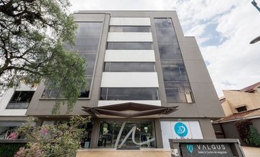 VENTA HOTEL / CENTRO DE NEGOCIOS - CUENCA