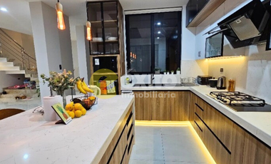 Casa de Estreno de Lujo en Venta con Piscina – Urb. Quinta Ana María, Piura