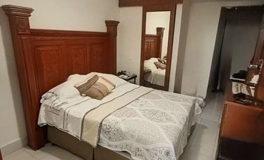CASA DE UN PISO EN VENTA EN MIRAVALLE