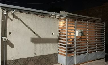 CASA DE UN PISO EN VENTA EN MIRAVALLE