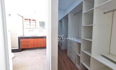 ALQUILER casa en San Isidro , 4 dorm, con terraza y jardin
