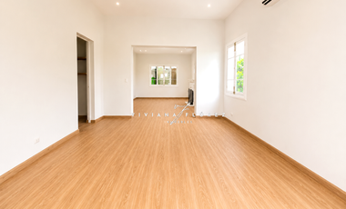 ALQUILER casa en San Isidro , 4 dorm, con terraza y jardin