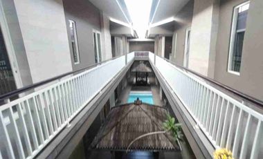Kos Exclusive Furnish Mewah Tengah Kota Ada Kolam Renang Luas Turun Harga