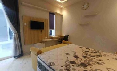 Kos Exclusive Furnish Mewah Tengah Kota Ada Kolam Renang Luas Turun Harga